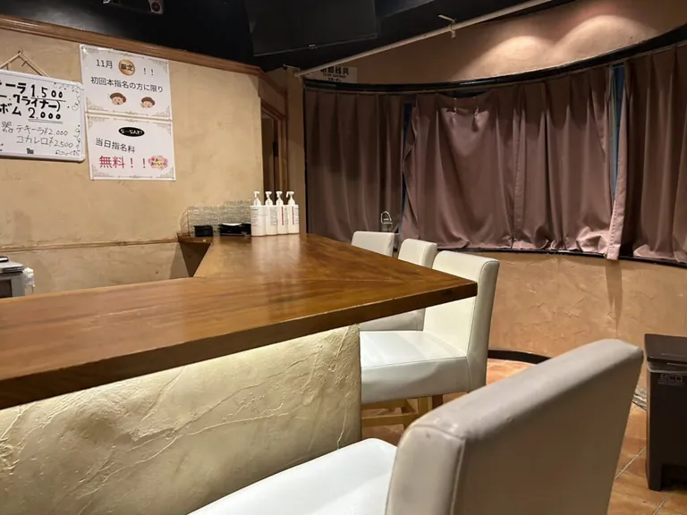 キューティーの店内