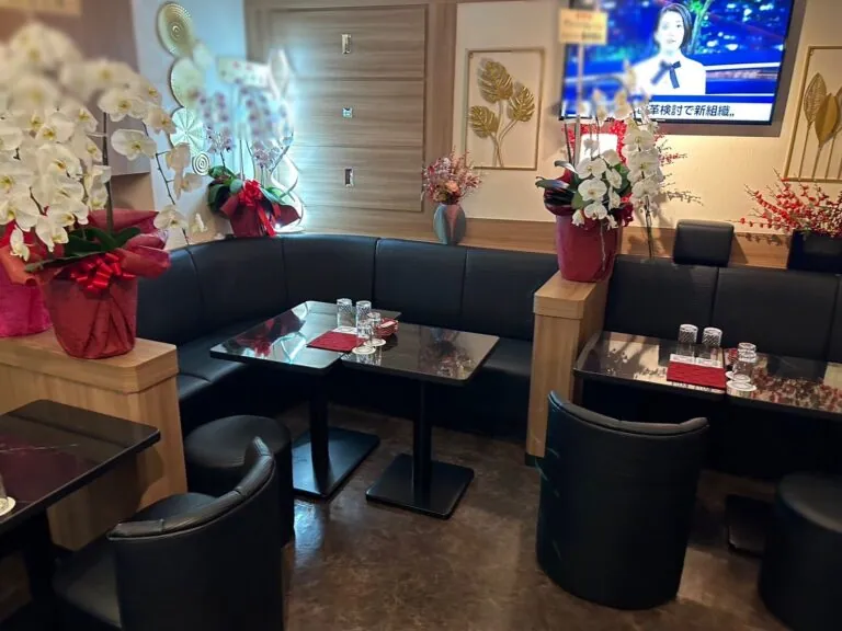 ダコールメイ （D’ACCORD May）の店内