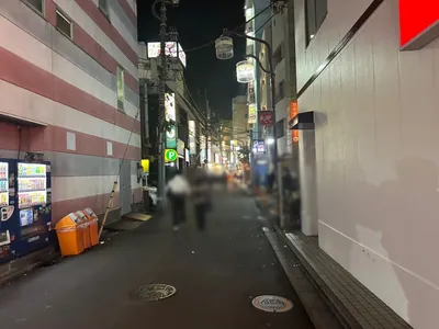 ベラージオへの道順 5／6：直進します。