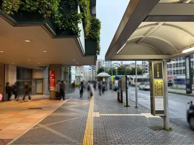 川越　イノセンスへの道順 2／7：駅を背にして左手に進みます。