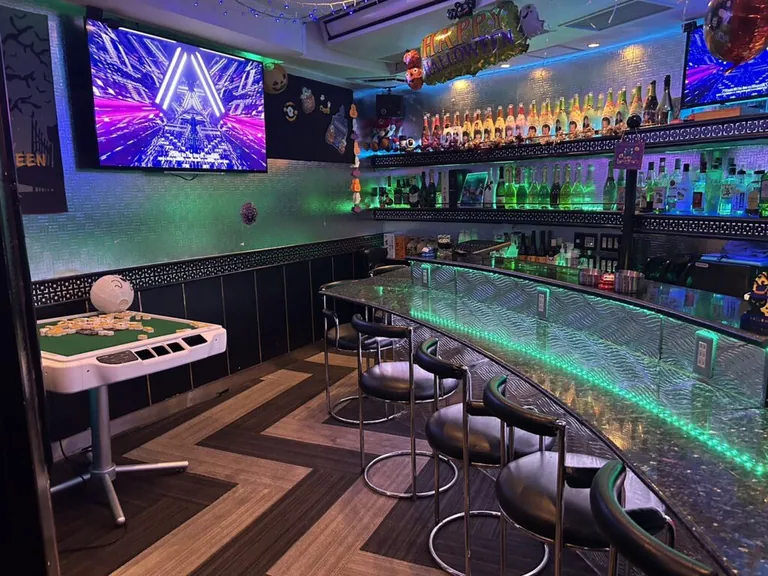 ロン （Girl’s Bar RON）の店内