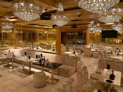 ロマネスクの店内