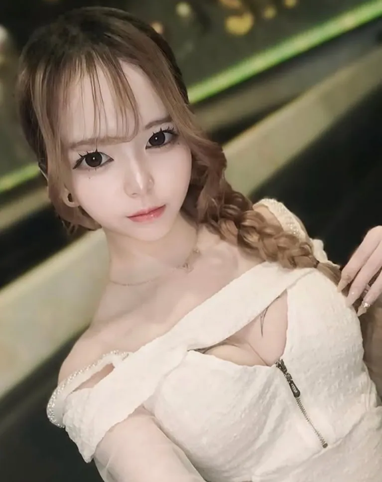 ふるーる （Girl’s bar Fleur）の店内