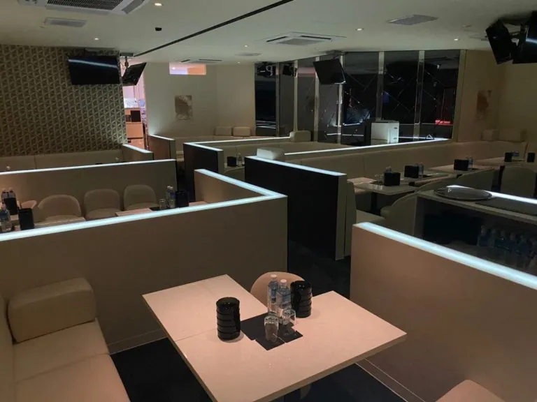 ヴィオラの店内