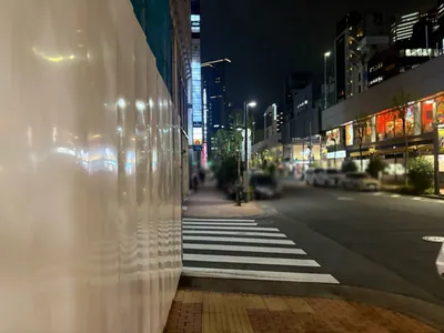 セナへの道順 6／7：一つ目の路地を左折します。
