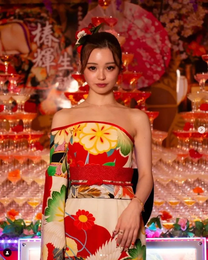 華灯 （ハナビ）の店内