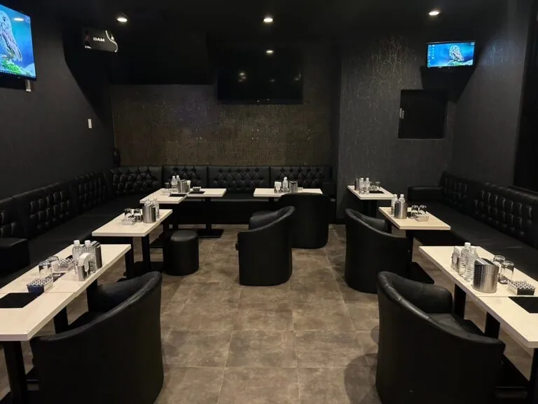 雅 （ミヤビ）の店内