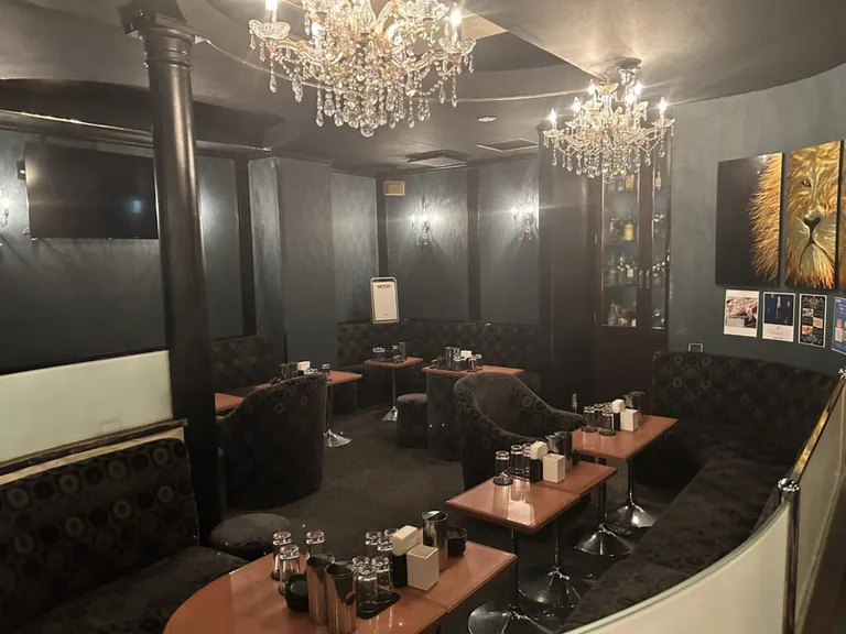 エムズ （M’s）の店内
