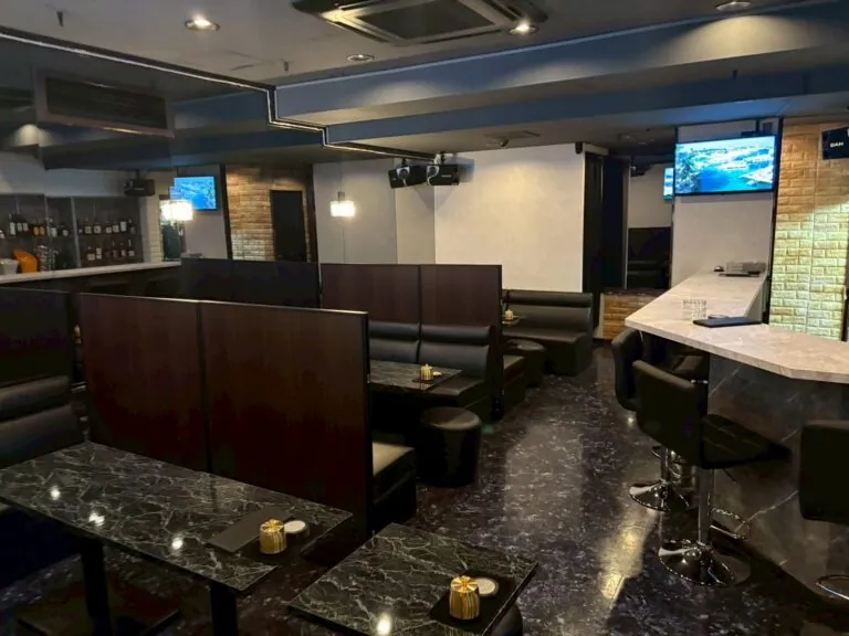 ルナリアの店内