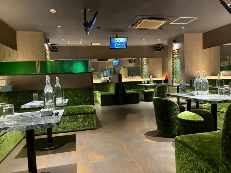 ビビの店内