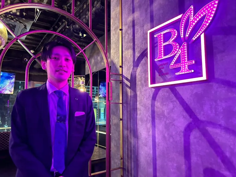 B4 （ビーフォー）の店内