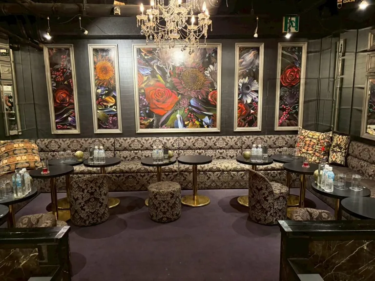 リュクスの店内
