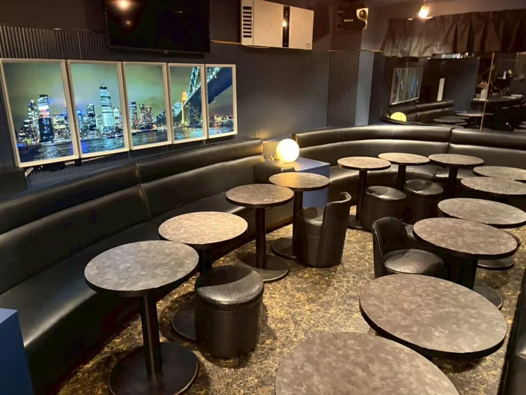 アリエル3の店内