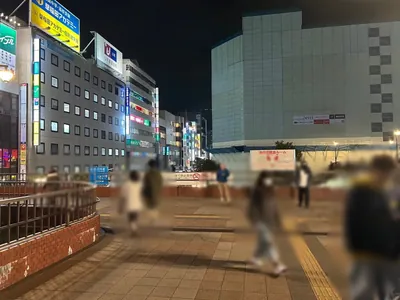アマルフィへの道順 2／8：駅を背に直進します。