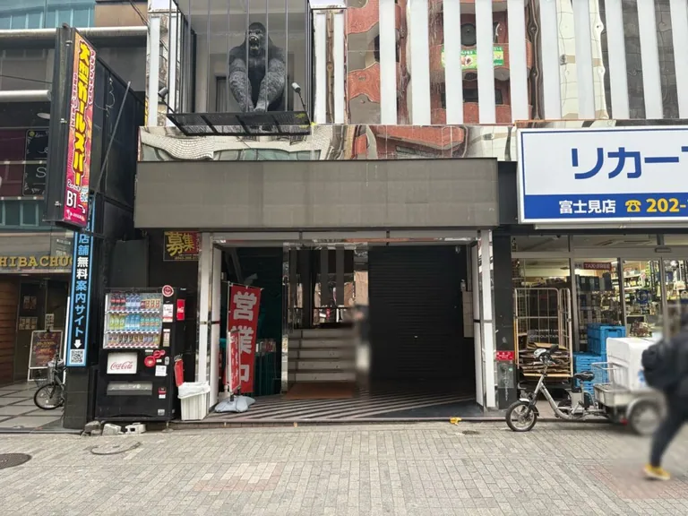 レジェンドの店内