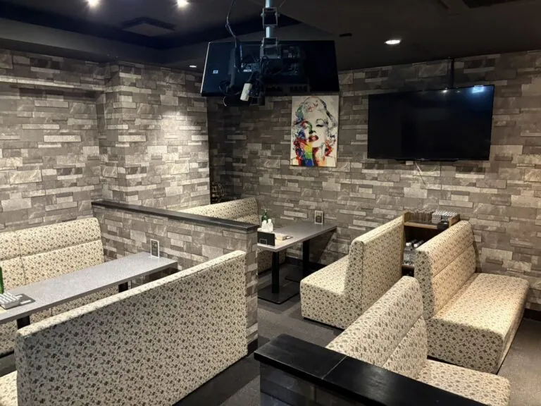 松戸　レイアの店内