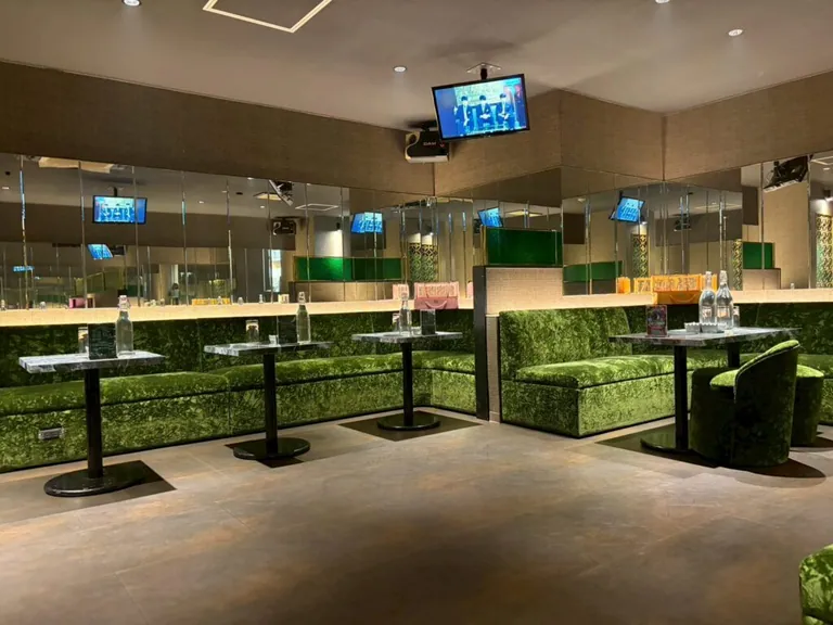 ビビの店内