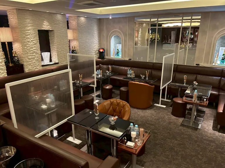 ナデシコの店内