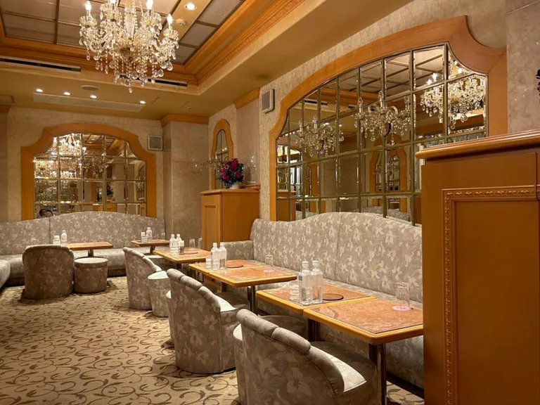 ビオラの店内