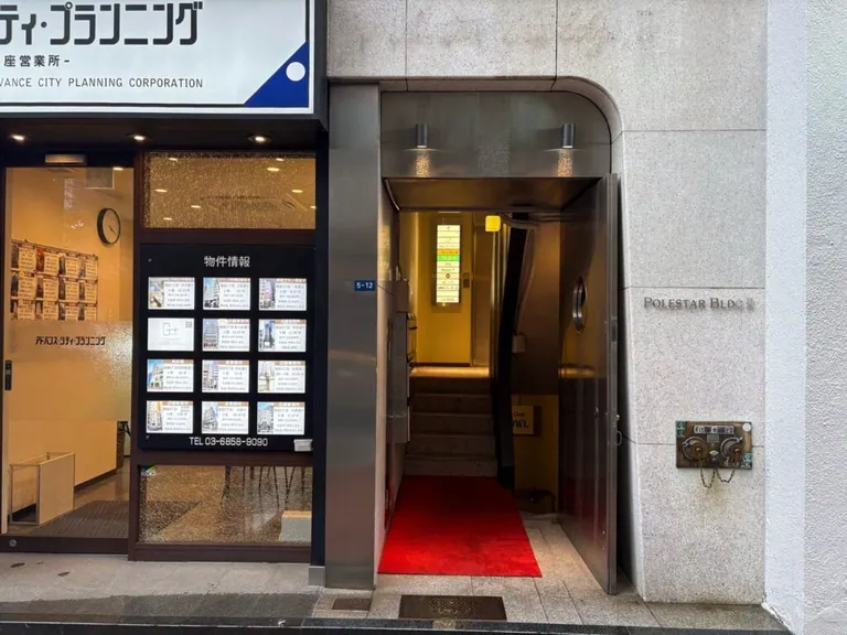 オウルの店内