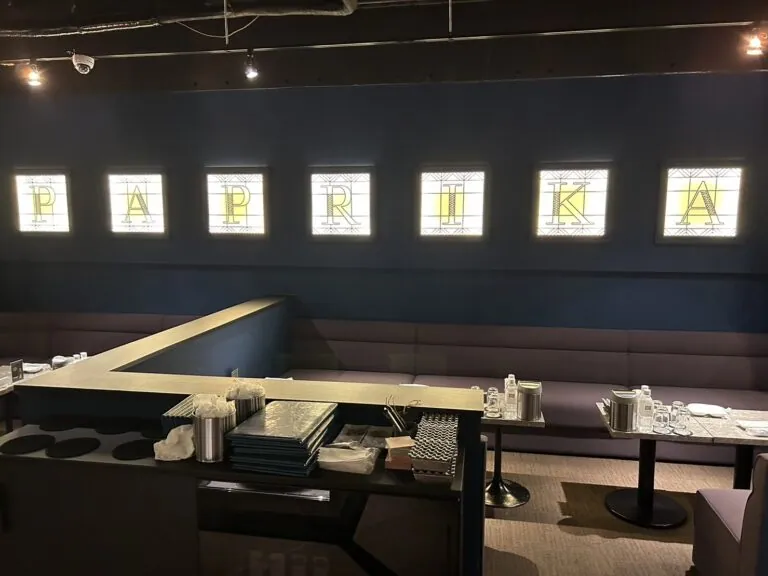 パプリカの店内