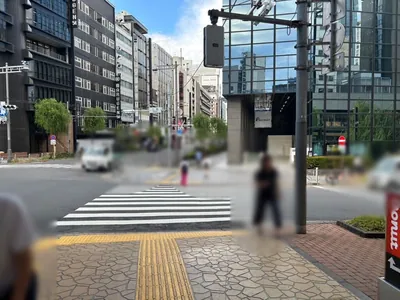 マワルへの道順 4／8：二つ目の横断歩道も渡ります。