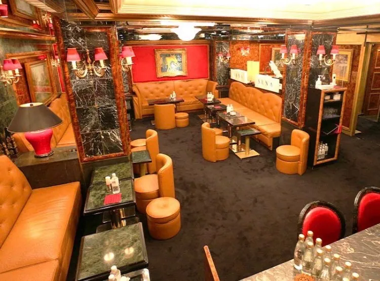 セナの店内