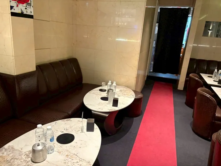 吉祥寺 ミミの店内