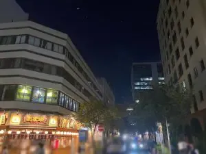 クラブリーへの道順 3／4：右折したら直進します。