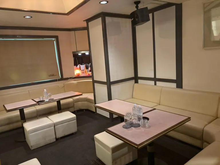 ステージの店内
