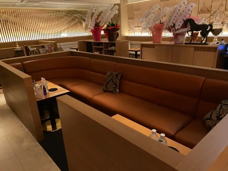 エルミネの店内