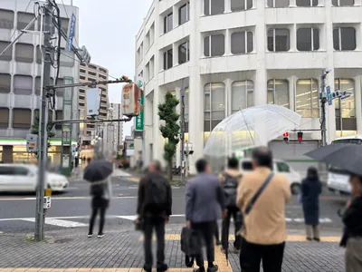 川越　イノセンスへの道順 4／7：正面の横断歩道を渡ります。