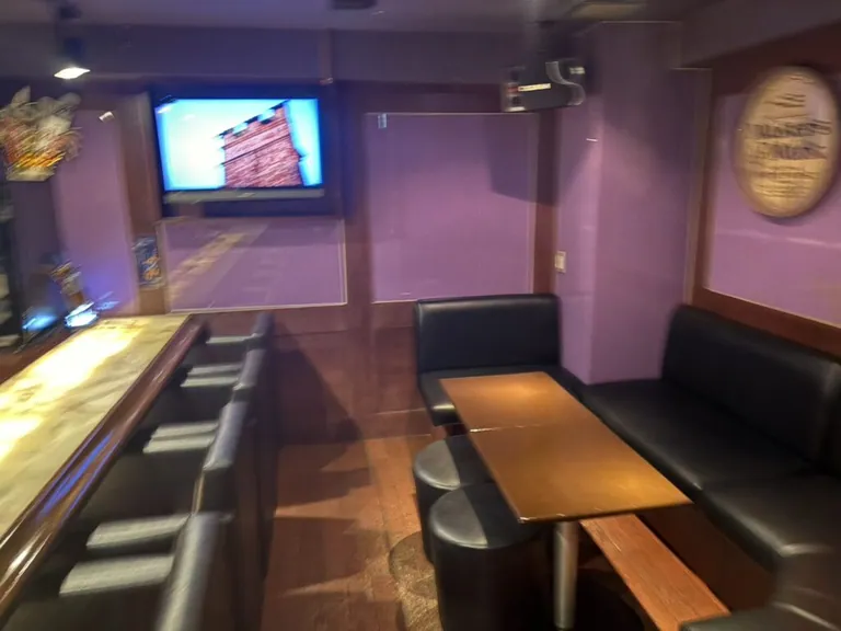 粋 （スイ）の店内