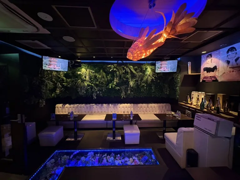 マウンテン (山)の店内