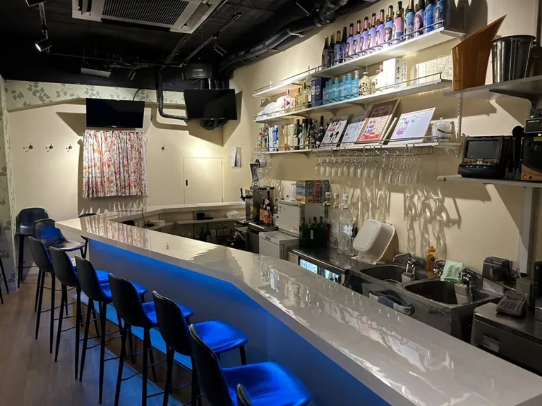 ラグジュアリーの店内