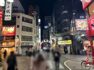 ワイへの道順 6／8：二つ目の十字路も越えます。