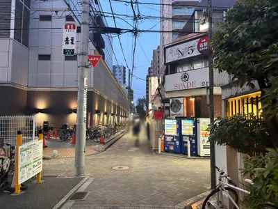 吉祥寺　ミストへの道順 8／9：二つ目の十字路を右折します。