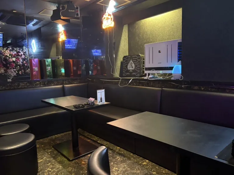 シロの店内