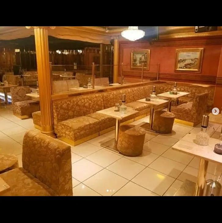 舞踊艶 (ブトウエン)の店内