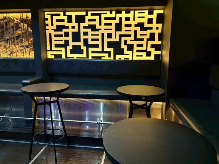 シギラの店内