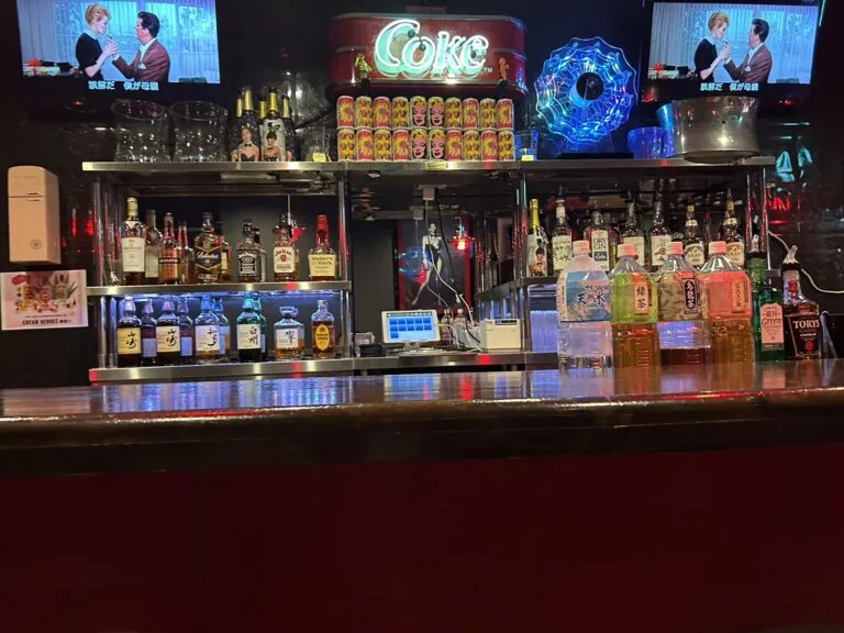エビス本店 （CAFE BAR. EBISU本店）の店内
