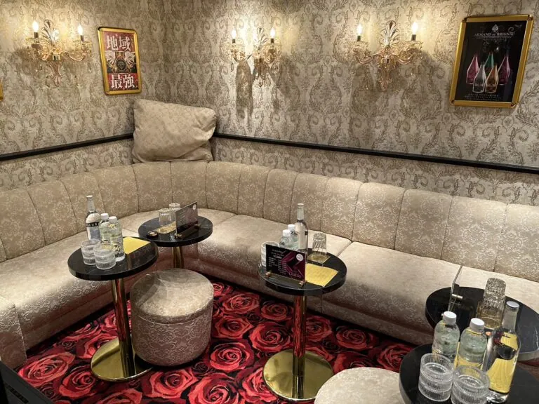 ディアブロの店内