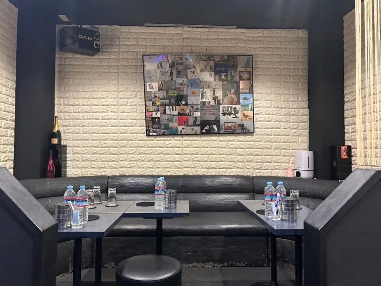 アトリエの店内