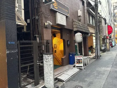 エピラウンジへの道順 13／13：壱番街へ入って左手の2件目が五反田エピラウンジの入る「アルサイト東五反田」です。