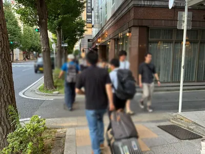 華鈴灯 （かりんとう）への道順 9／15：常盤町三丁目の交差点から一つ目の路地も越えて直進します。
