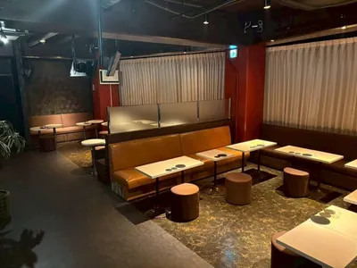 三鷹　アークの店内