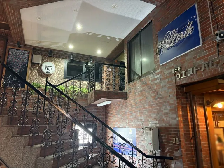 リンクの店内