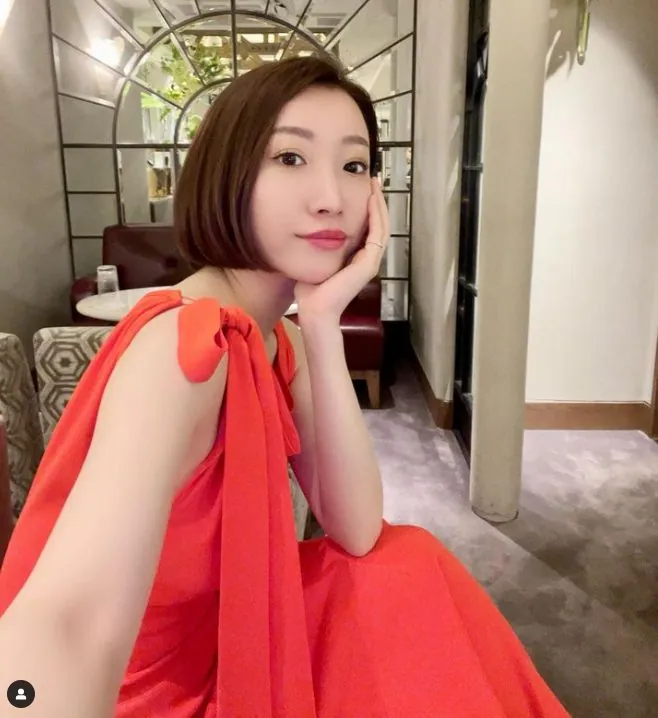 葵木 (あおき)の店内