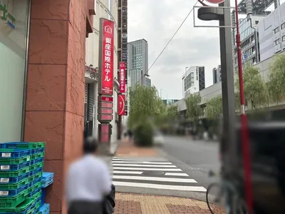 路ト （ミチト）への道順 8／10：左手二つ目路地も超えて直進します。