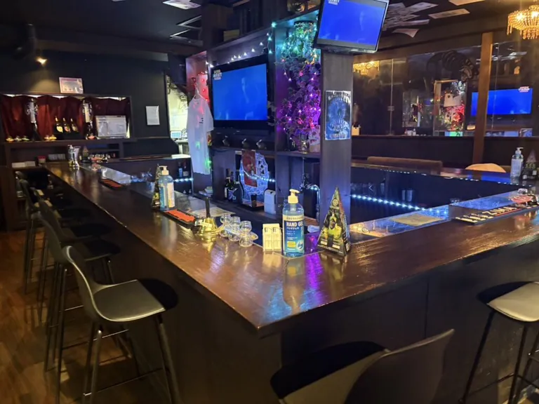 経堂　プラスの店内